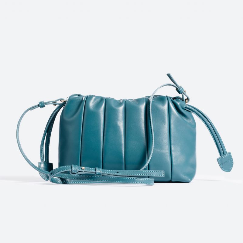 Monna Peacock Blue